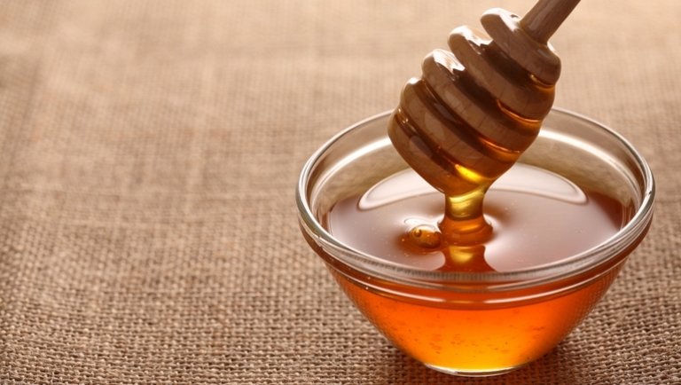 Év végére eltűnhet a magyar méz a boltok polcairól: ez lesz helyette