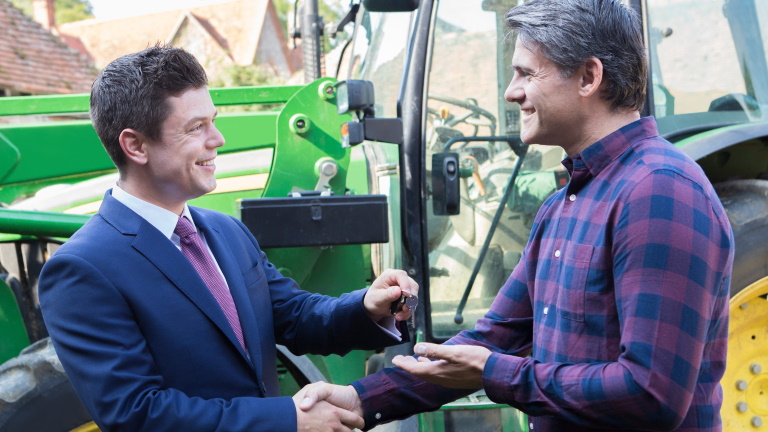 Pörög a biznisz: hihetetlen, mennyi traktort vettek 2021-ben a magyar gazdák