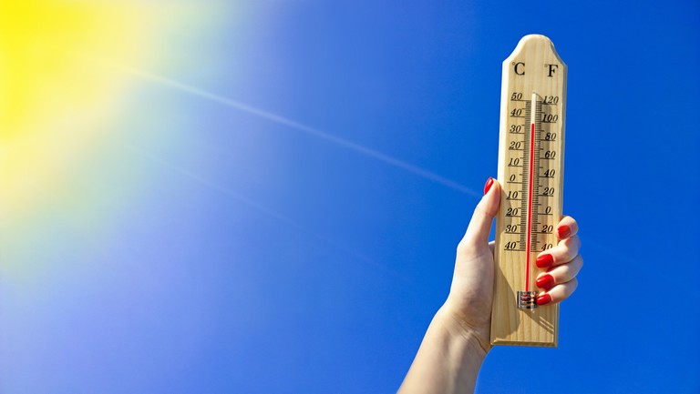 Brutális forrósággal tör be a nyár az országba: melegrekordok is megdőlhetnek
