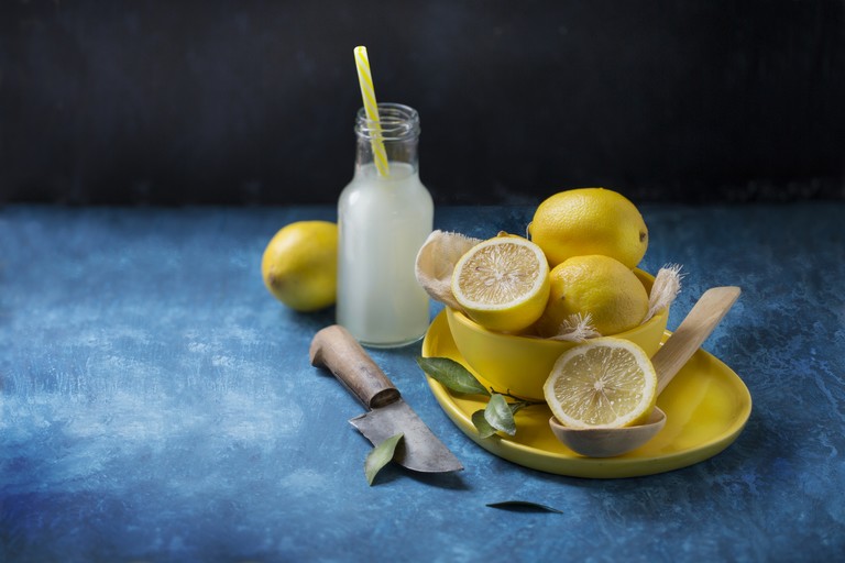 Filléres csodaszer: nem is hinnéd, mi mindenre használható a citromlé a kertben