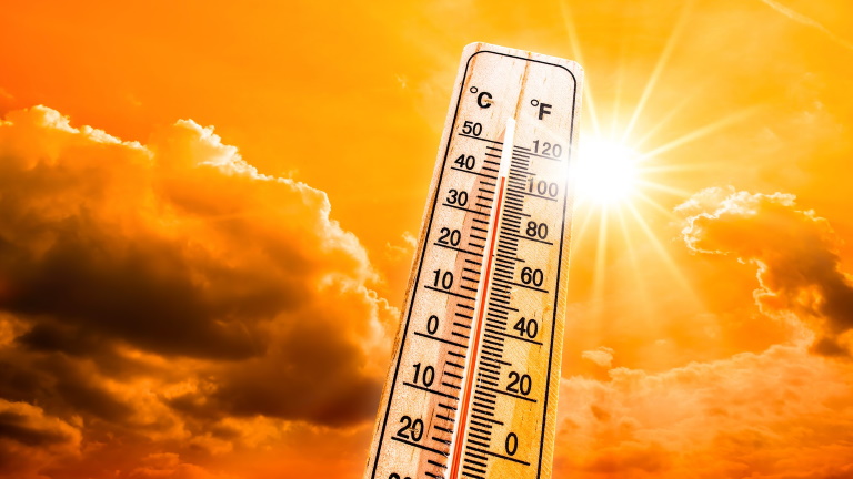 Brutális hőség jön, kiadták a másodfokú figyelmeztetést: itt lesz ma a legmelegebb