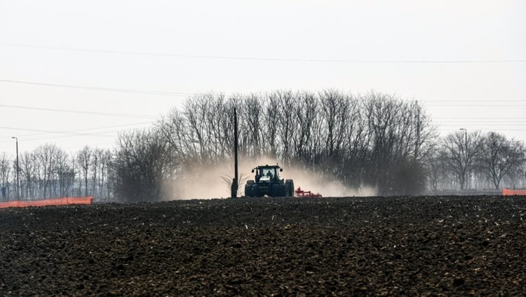 Nem könnyíti meg a gazdák dolgát az időjárás: van baj bőven a magyar földeken 