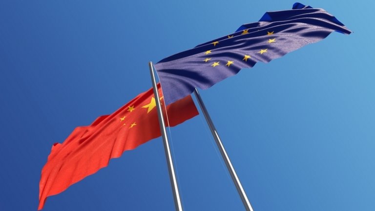 Fontos megállapodást írt alá az Európai Unió és Kína