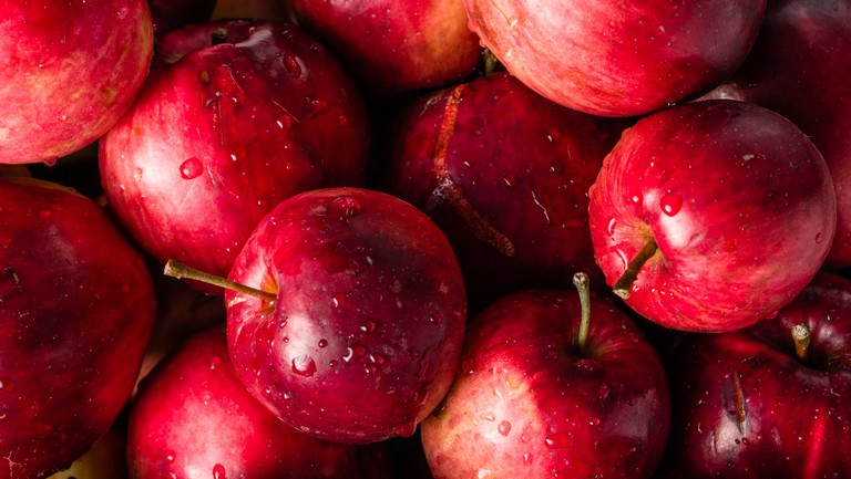 Az egész világot letarolhatja a lengyel almalé: dömpingszerűen áraszthat el mindent