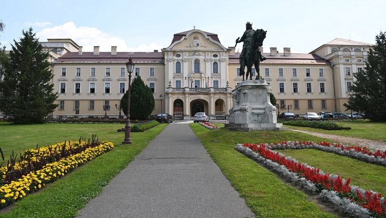 Átalakul a magyar agrár-felsőoktatás: szakok szűnhetnek meg a Szent István Egyetemen