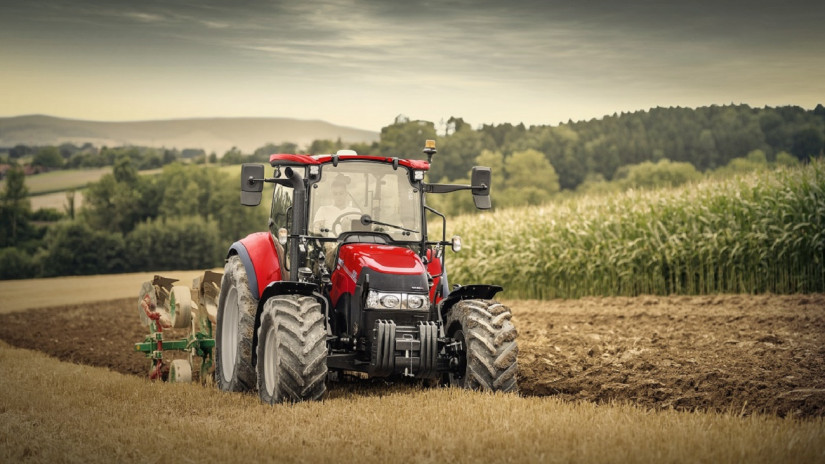 Fapados áron nagytraktoros luxus? Megérkeztek az új Luxxum Case IH traktorok!