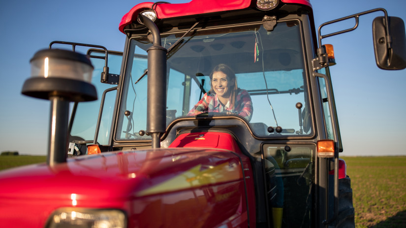 Őrület, ami itthon zajlik: ennyiért szerezhetsz traktoros jogsit Magyarországon
