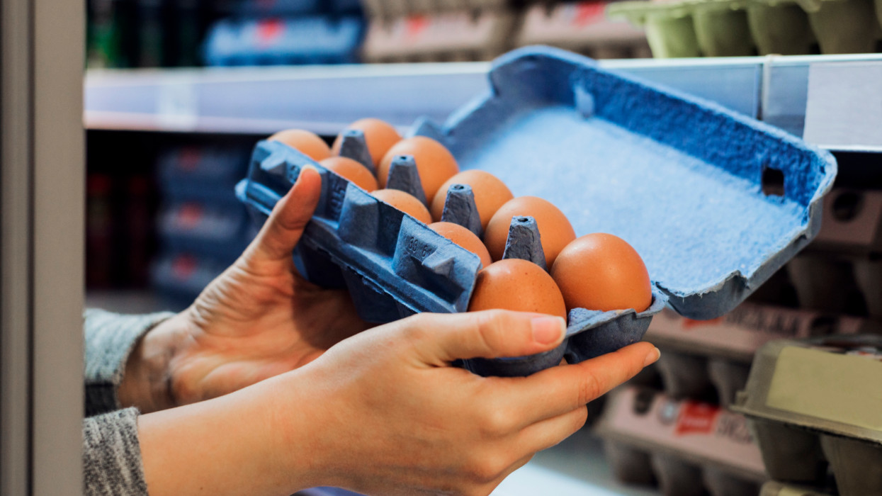 Váratlan fordulat jöhet a boltokban: durva dolog történhet a tojással itthon