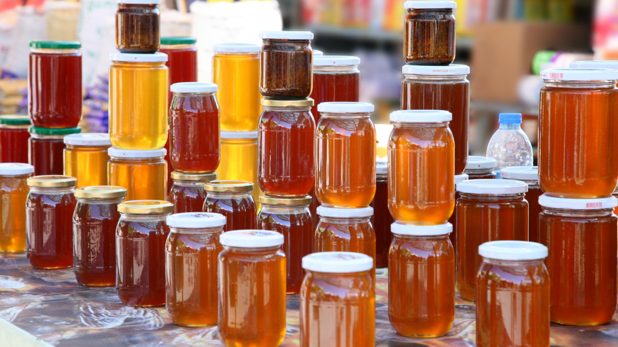 Reagáltak a méhészek: jó az importtilalom, de ez még nem segít a magyar mézen