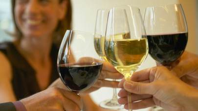 Elárulta a titkot a magyar szakértő: így lehet nagy tételben is jó bort készíteni