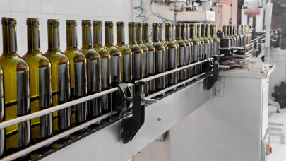 Jelentős drágulást hozhat a borágazatban az új csomagolóanyag-szabályozás