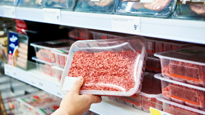 Dömpingáron érkezik az import sertéshús a magyar boltokba