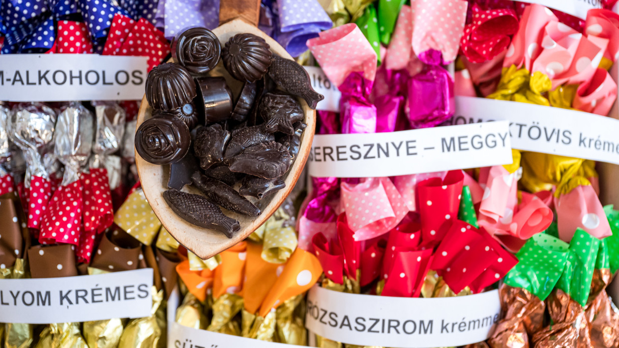 Beindult a szaloncukor szezon: ezeket az ízeket keresi a legtöbb magyar idén